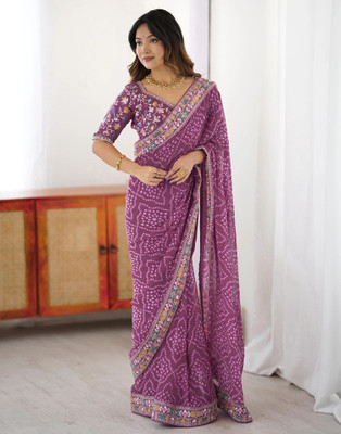 Satrani Printed, Embellished, Embroidered Bandhani Georgette Saree(Purple)