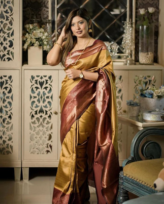 Divastri Woven Banarasi Silk Blend Saree(Yellow)