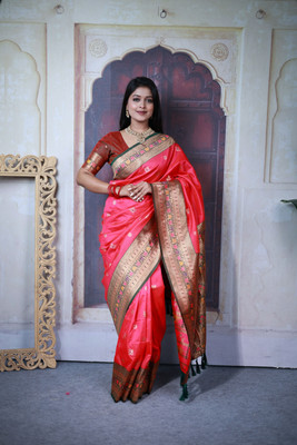 KALKEE FASHION Woven Banarasi Jacquard, Pure Silk Saree(Pink)