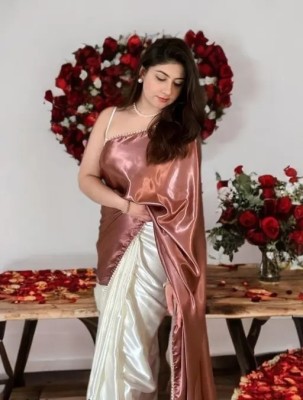 ANJAVI FASHION Solid/Plain Bollywood Satin Saree(Beige)