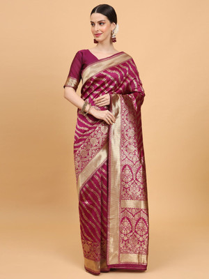 SHRIMAY Checkered, Self Design Kanjivaram Pure Silk, Jacquard Saree(Magenta)