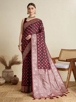 Nayanthara Trends Printed Banarasi Silk Blend Saree(Maroon)