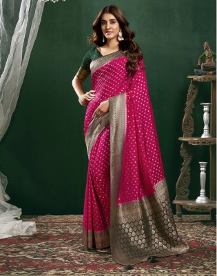 Satrani Dyed, Self Design, Woven Banarasi Georgette Saree(Pink, Dark Green, Gold)