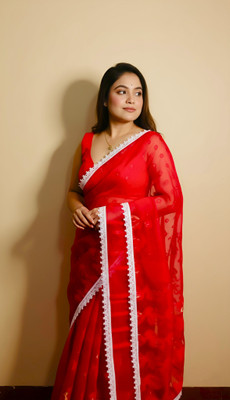 SAREESAAZ Floral Print Jamdani Handloom Cotton Blend Saree(Red)
