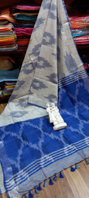 Dikshashree Printed Ikkat Cotton Blend Saree(Blue, Grey)