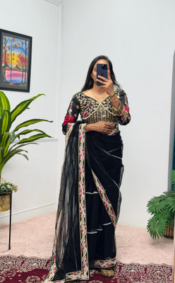GOLDOLL FAB Embroidered Daily Wear Net Saree(Black)