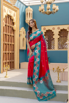 Divastri Self Design Daily Wear Silk Blend Saree(Red)