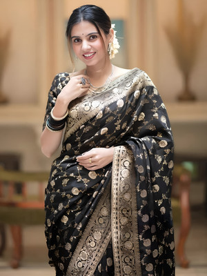 YASHIKA Woven Banarasi Cotton Silk, Jacquard Saree(Black)