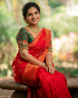 SHOPDROP Woven Kanjivaram Pure Silk Saree(Red)