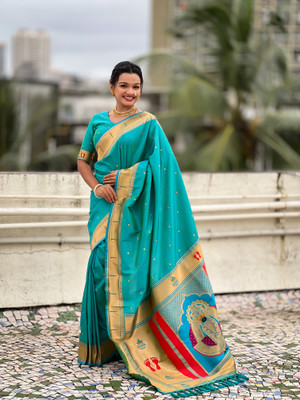 ROOP LAVANYA Woven Paithani Jacquard, Pure Silk Saree(Light Blue, Gold)