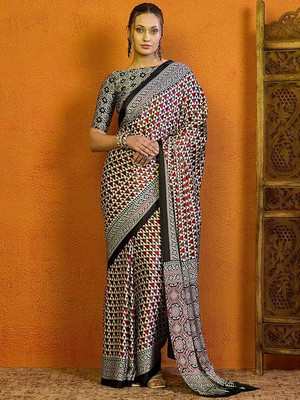 havya creation Digital Print Bollywood Crepe Saree(Multicolor)