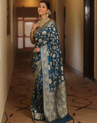 Divastri Dyed, Woven, Embellished Banarasi Silk Blend, Jacquard Saree(Blue)