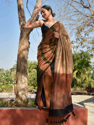 DipDiya Color Block Handloom Cotton Blend Saree(Brown, Black)