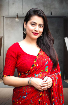 majisasaree Striped Leheria Chiffon Saree(Red)