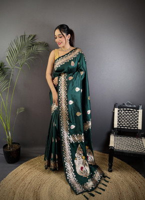 Divastri Printed Banarasi Cotton Silk Saree(Green)