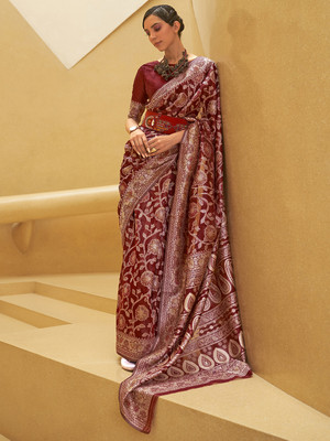Divastri Woven Banarasi Silk Blend Saree(Maroon)