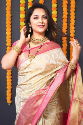 SAPTAVI Woven, Self Design Banarasi Jacquard Saree(White)