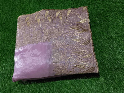 RK Creation Embellished Handloom Silk Blend Saree(Beige)