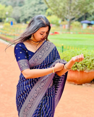 The Style Trader Woven Banarasi Jacquard Saree(Dark Blue)