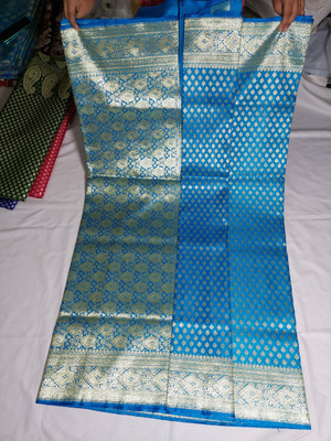 HouseOfCommon Self Design, Woven Banarasi Pure Silk Saree(Light Blue)
