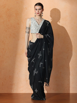 Jaipur Kurti Printed Daily Wear Cotton Blend Saree(Black)