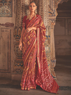 ANOUK Woven Pochampally Silk Blend Saree(Maroon)
