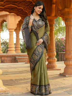 Divastri Printed Pochampally Silk Blend Saree(Light Green)