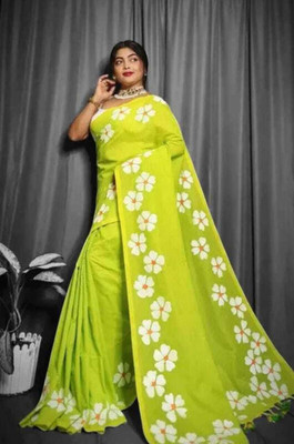 Tuntun debnath Hand Painted Handloom Cotton Blend Saree(Dark Green)