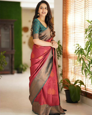 KP CREATION Self Design Daily Wear Jacquard Saree(Red)