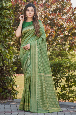 Sariya Woven Banarasi Jacquard, Silk Blend Saree(Green)