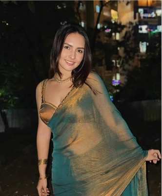 v.divyanshi & co. Printed Daily Wear Georgette Saree(Gold)