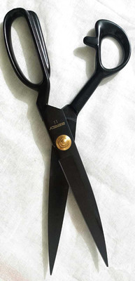 BLUSHSKIN BENTLY 11 INCH BT-275 Scissors(Set of 1, Black)