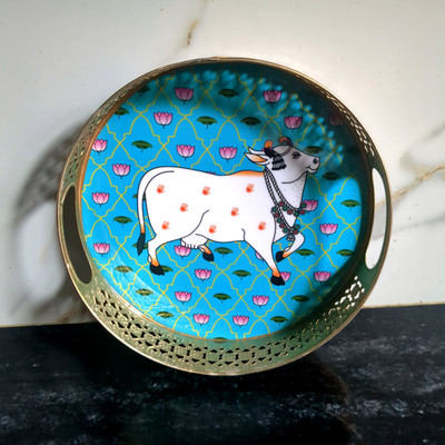 IotaArts Handicrafts Round Tray Cow Green Pichwai Trays Tray Serving Set(Pack of 1)
