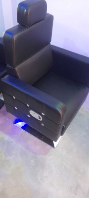 MikeaInfo 6 Diamond Black Styling Chair(Black)