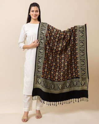 Wrap Me Warm Viscose, Acrylic, Poly Wool Embroidered Women Shawl(Black)