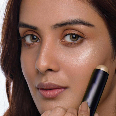 MYEONG Multi-Functiona Golden Shine Face Makeup Highlighter Stick for All Skin Tones Highlighter(Golden)