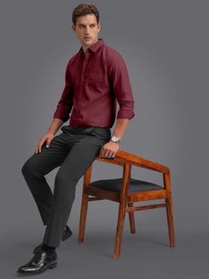 ZUNIYA COLLECTION Men Solid Casual Maroon Shirt