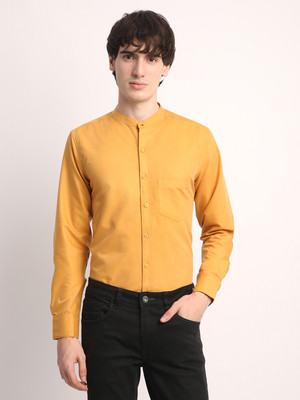 Voroxy Men Solid Formal Yellow Shirt
