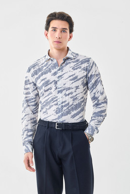 Snitch Men Printed Casual White Shirt