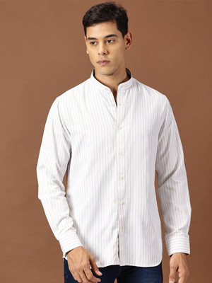INVICTUS Men Striped Casual White Shirt