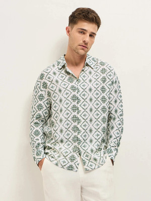 THE BEAR HOUSE Men Printed Casual Green, White Shirt