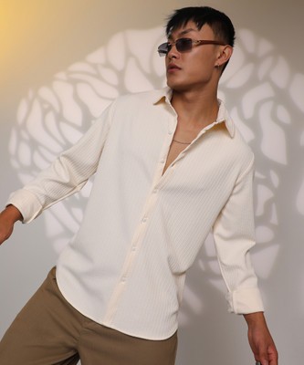 CAMPUS SUTRA Men Solid Casual Yellow Shirt