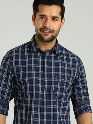 INDIAN TERRAIN Men Checkered Casual Blue Shirt