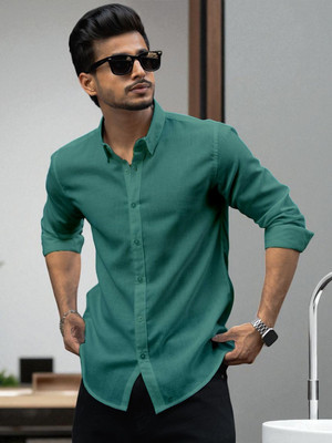 Yanthhi Men Solid Casual Green Shirt