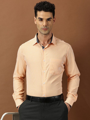 INVICTUS Men Checkered Formal Orange Shirt