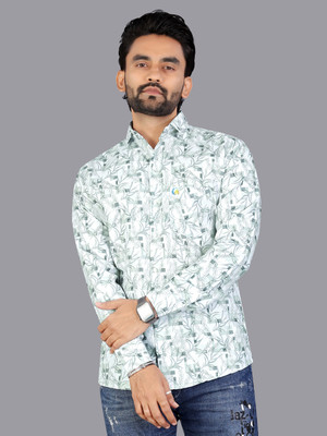 ISUEL FAB Men Checkered Formal Light Green, White Shirt