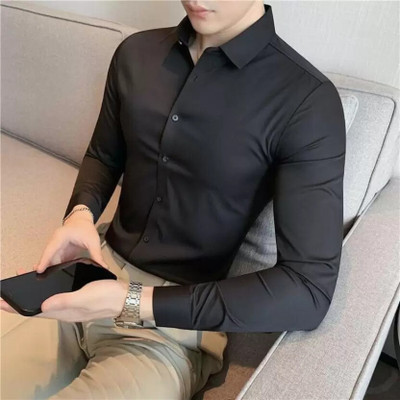 UNIFAV Men Solid Casual Black Shirt