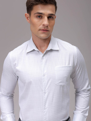 The Indian Garage Co. Men Solid Formal Green Shirt