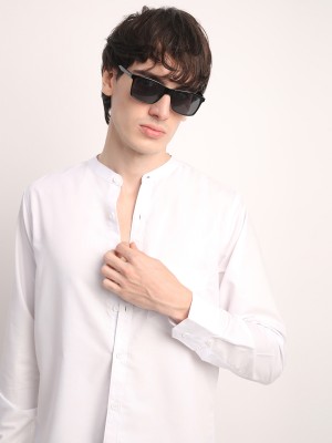 Voroxy Men Solid Casual White Shirt