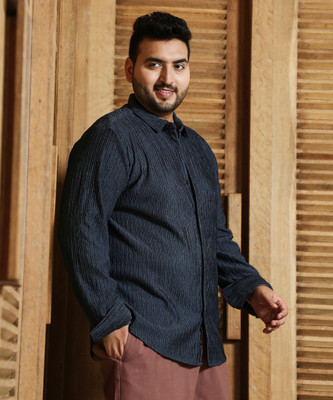 Instafab Plus Men Solid, Self Design Casual Blue Shirt